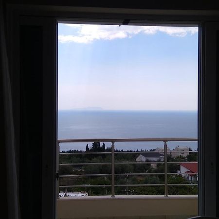 El Doro Rooms Dhërmi エクステリア 写真