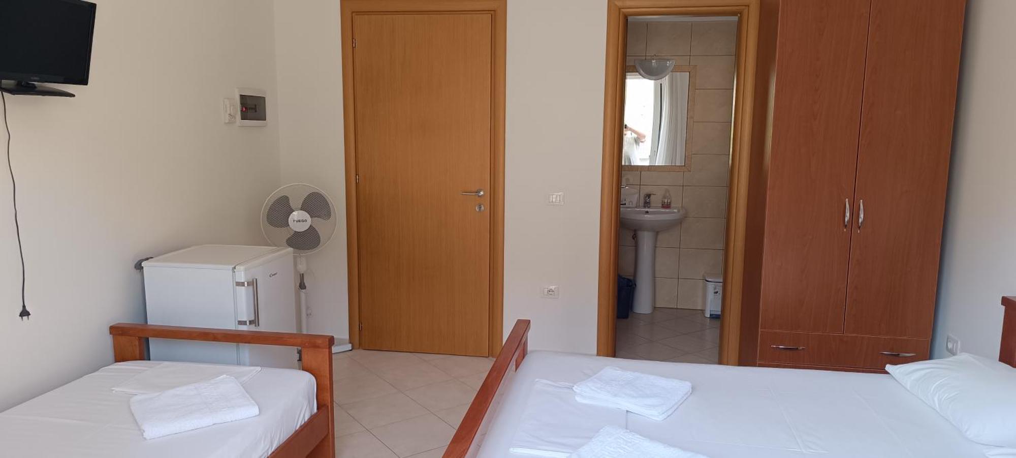 El Doro Rooms Dhërmi エクステリア 写真