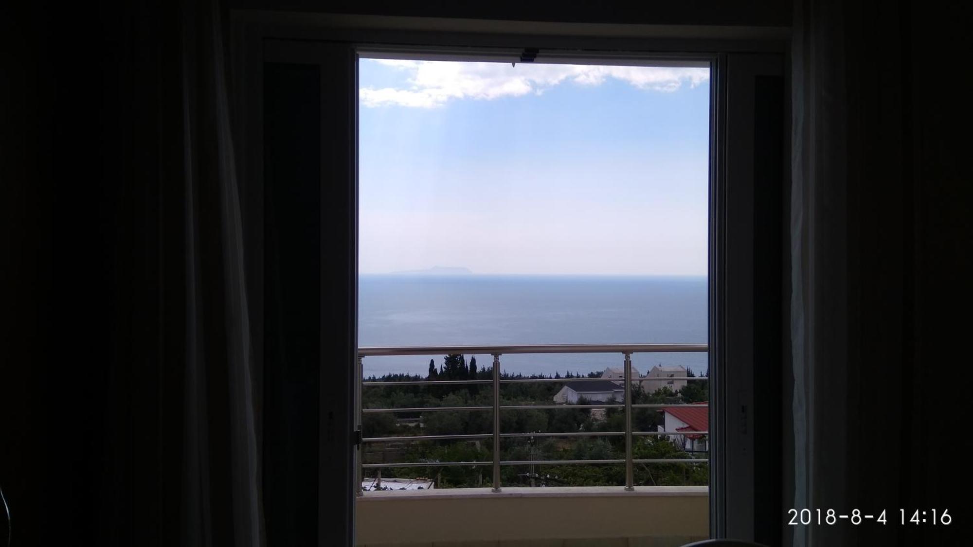 El Doro Rooms Dhërmi エクステリア 写真