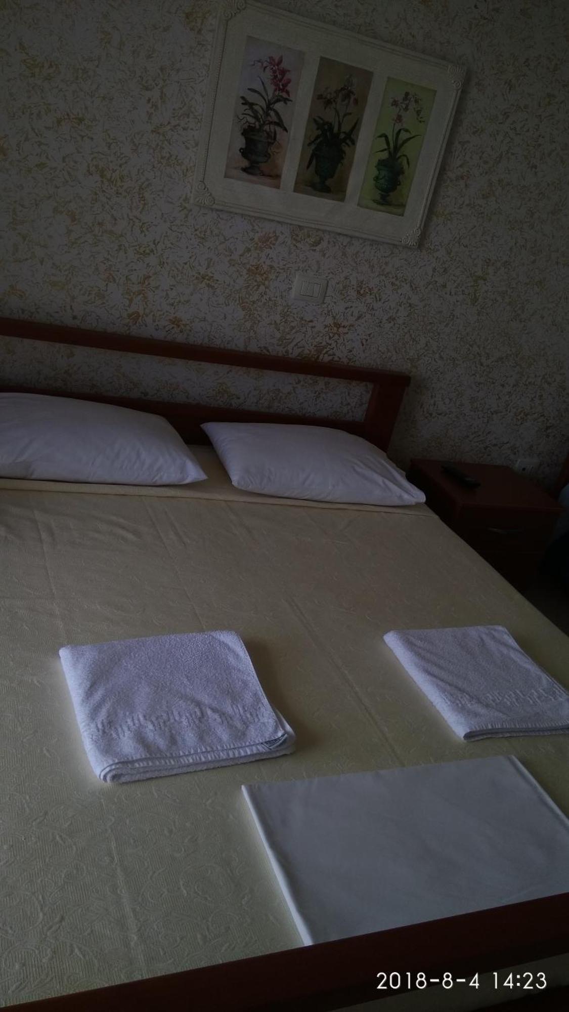 El Doro Rooms Dhërmi エクステリア 写真
